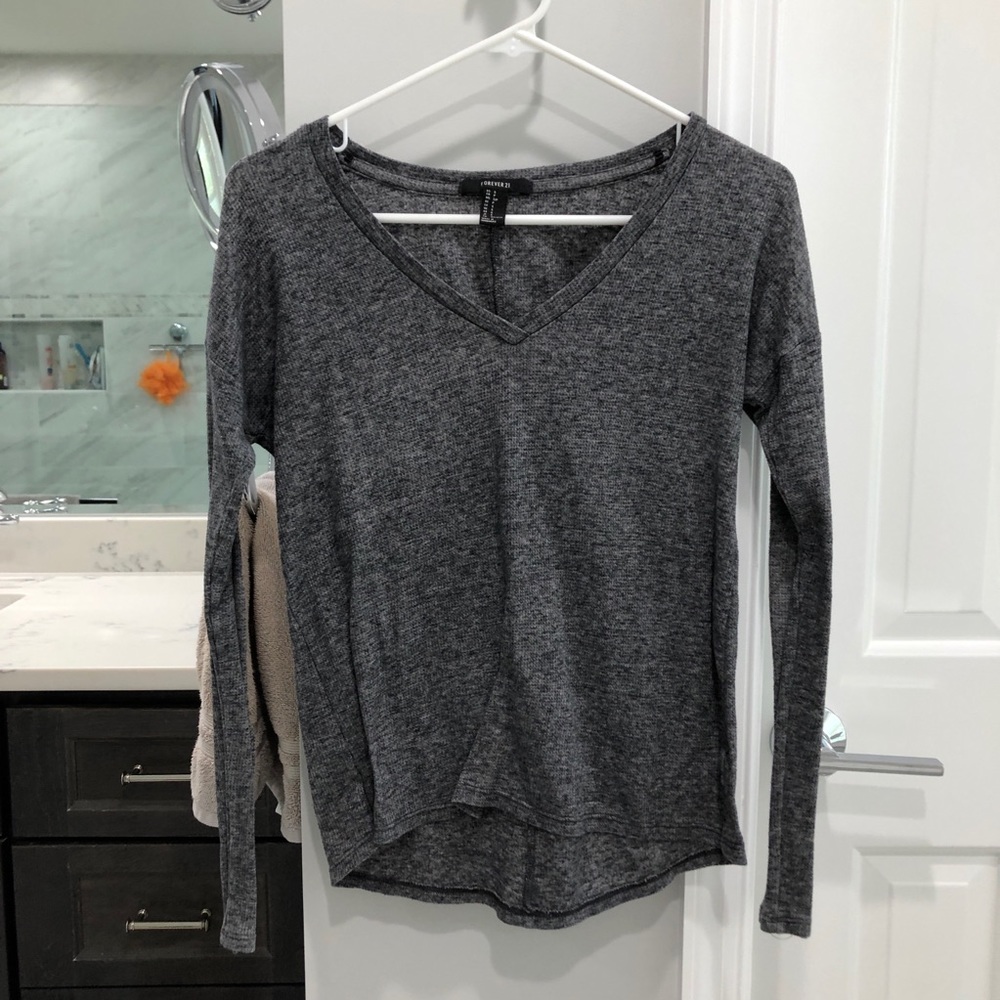 grey v-neck thermal long sleeve